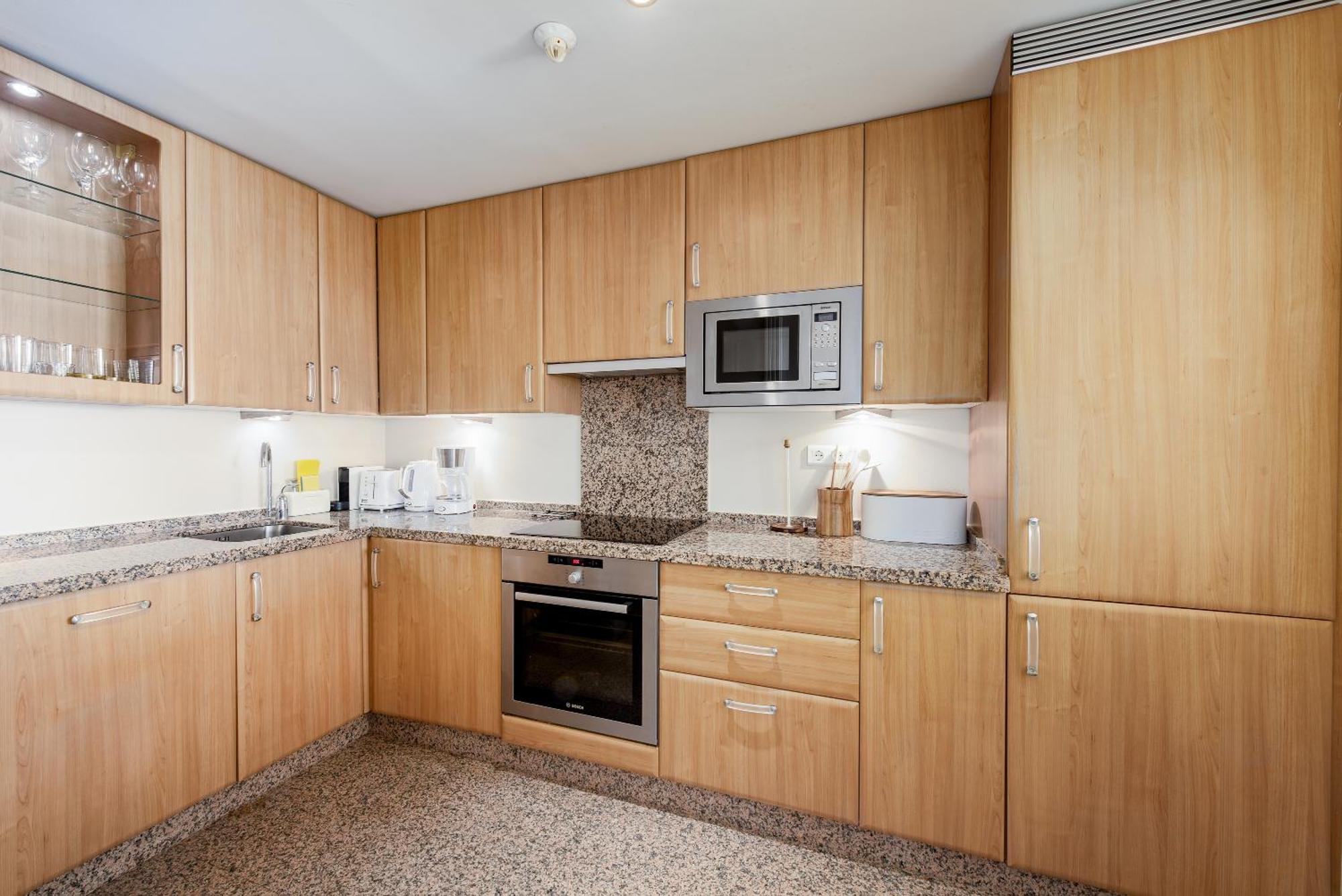 Sinfonia - 2br, Pool Appartement Estepona