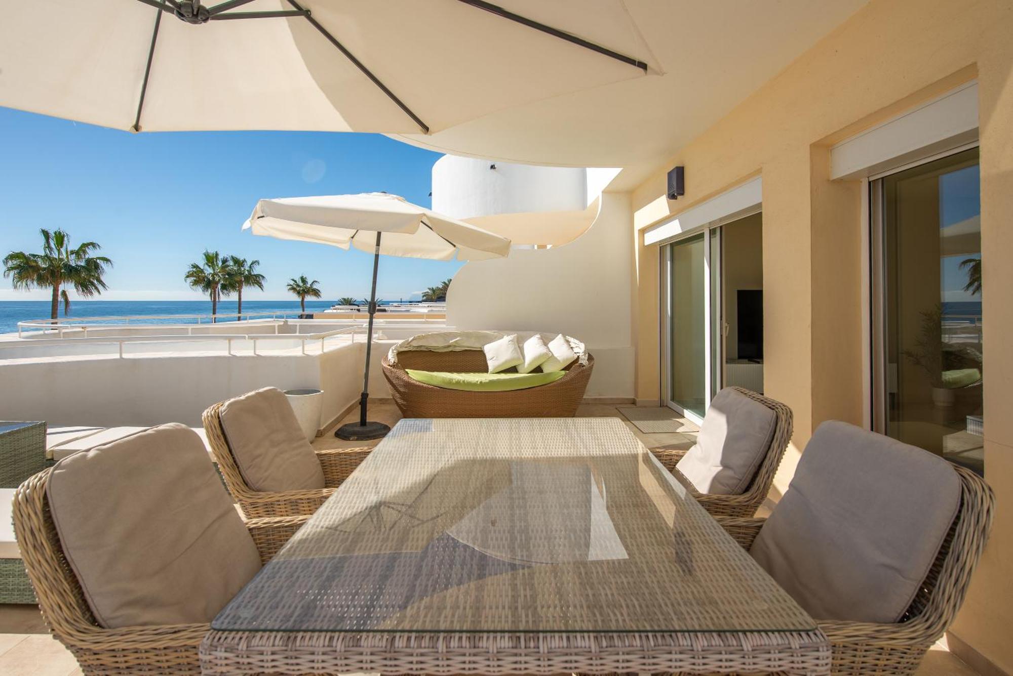 Sinfonia - 2br, Pool Appartement
