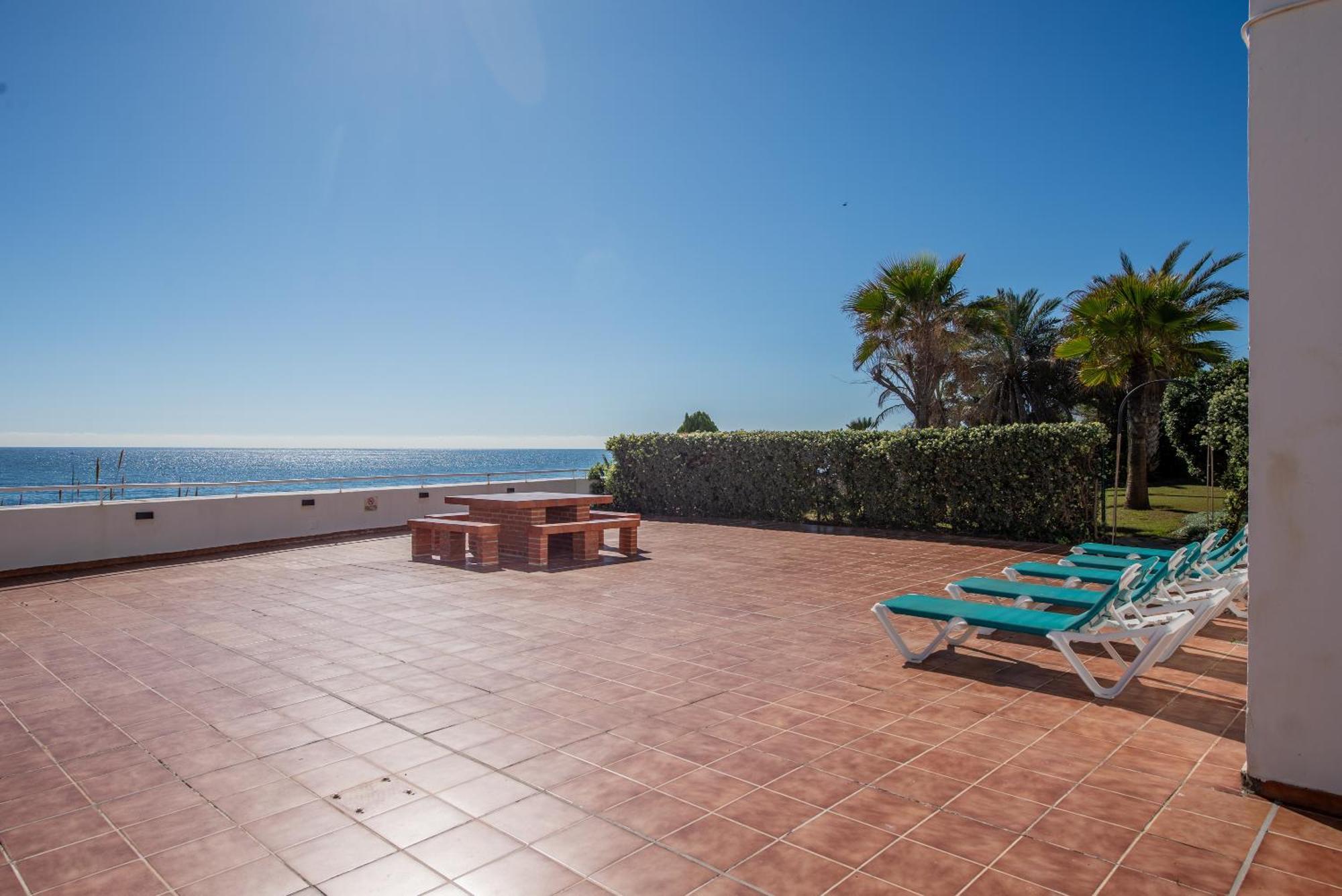 Sinfonia - 2br, Pool Appartement